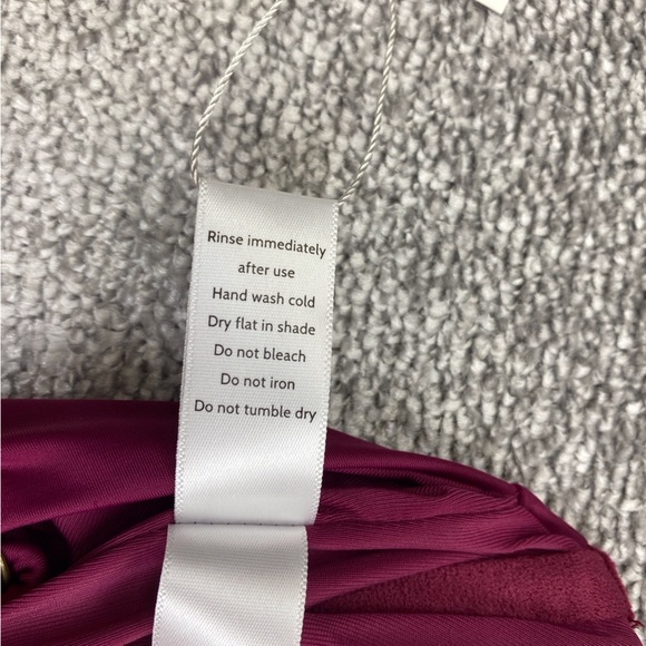 Andie The Canary Tank Top Small Purple Bustier Adjustable Straps Swim AT184-PLUM - Picture 4 of 12